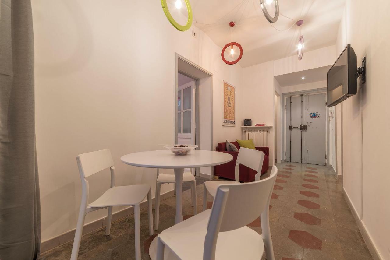רומא Colosseum Lovely Apartment מראה חיצוני תמונה